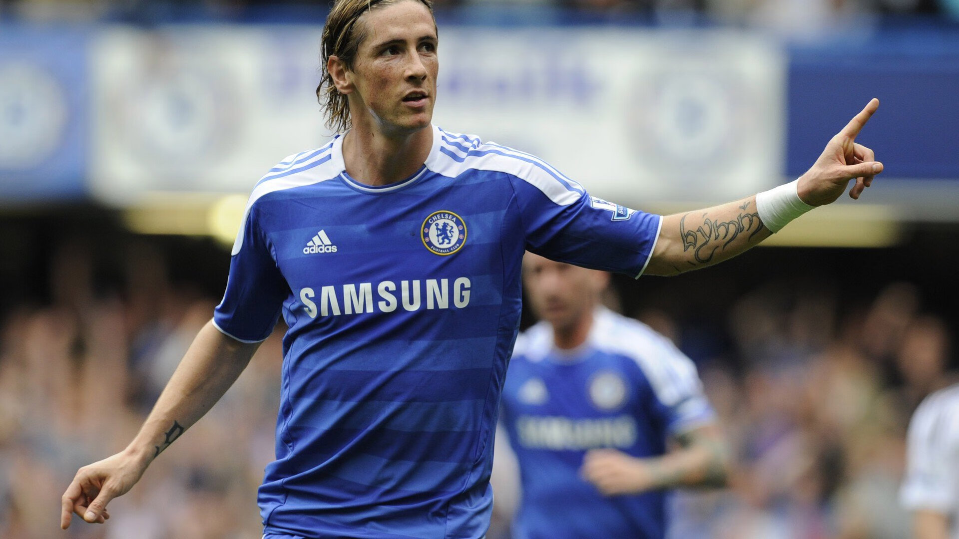 电竞产业爆发式增长,全球赛事火热,中国战队再创佳绩