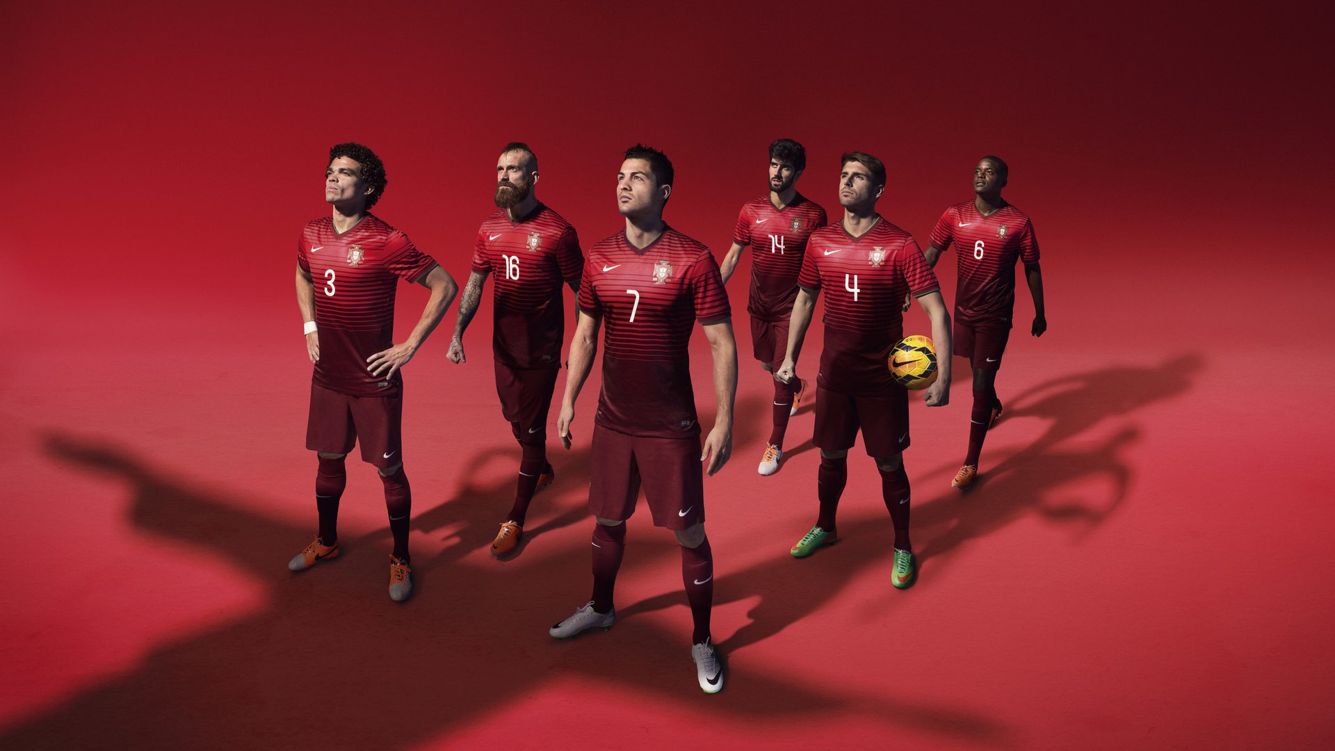 纳达尔关键破发点力挽狂澜 鏖战五盘晋级法网半决赛