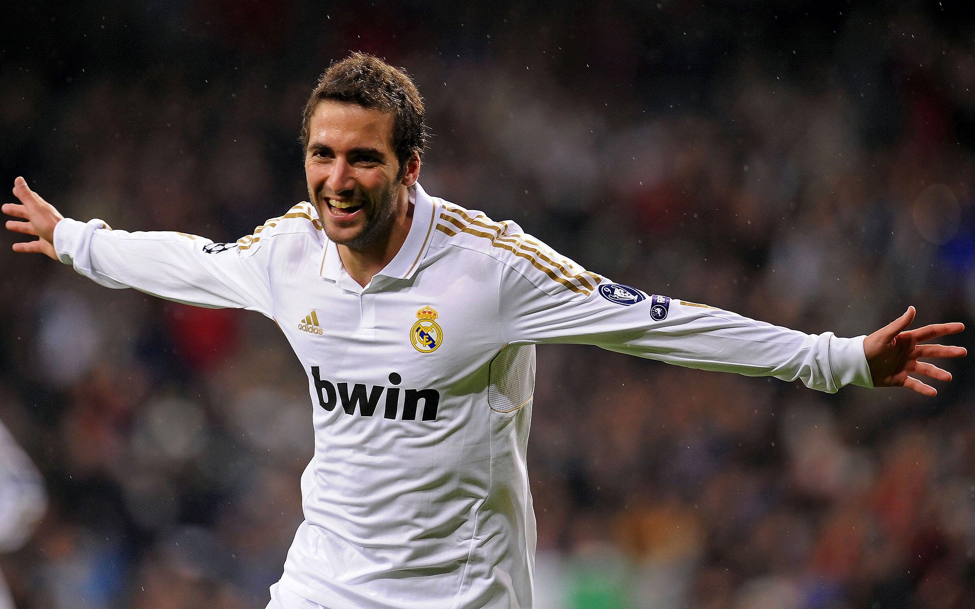 体育公益携手前行 爱心传递温暖人心